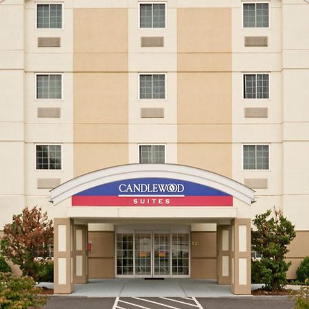 Candlewood Suites-West Springfield, An Ihg Hotel Exterior photo